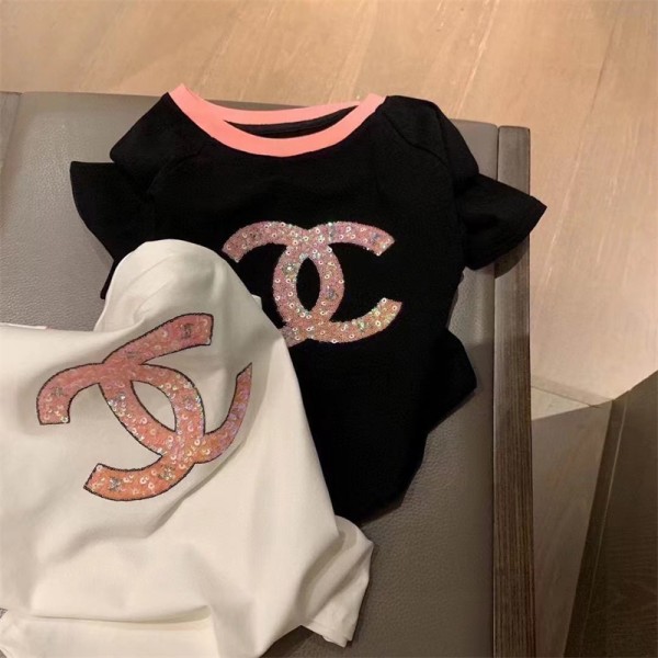 シャネル CHANEL Tシャツ 黒白 女性 短袖 キラキラ 設計感 ファション 人気