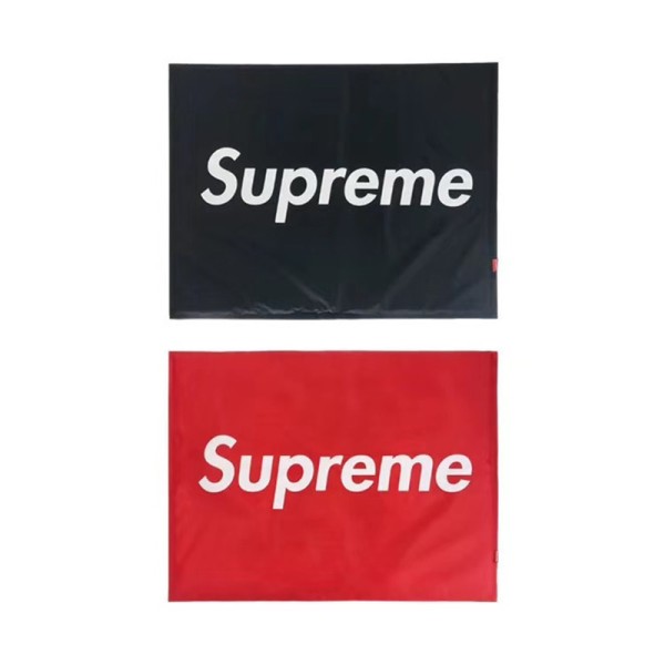 SUPREME ブランド ペット用ホット カーペット ペットマット シュプリーム 撥水 滑り防止 オックスフォード生地 保護マット 65x50cm 3mm ゲル+スポンジ製 1.5kg 床に吸着 ズレない 犬を守る 洗濯可能 消臭