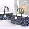 Chanel ブランド ペット 犬用品 キャリーバッグ シャネル 猫用品 かごバッグ 小型ペット適応 オシャレ フリルバッグ 花飾り 可愛い お出かけ用手提げバッグ 通気性抜群 ペット用お出かけバッグ 