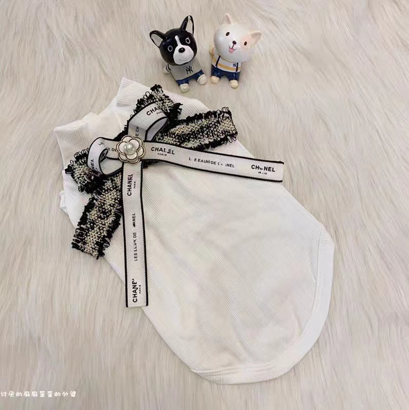 シャネル 猫の服 フリル袖 ドッグウェア
