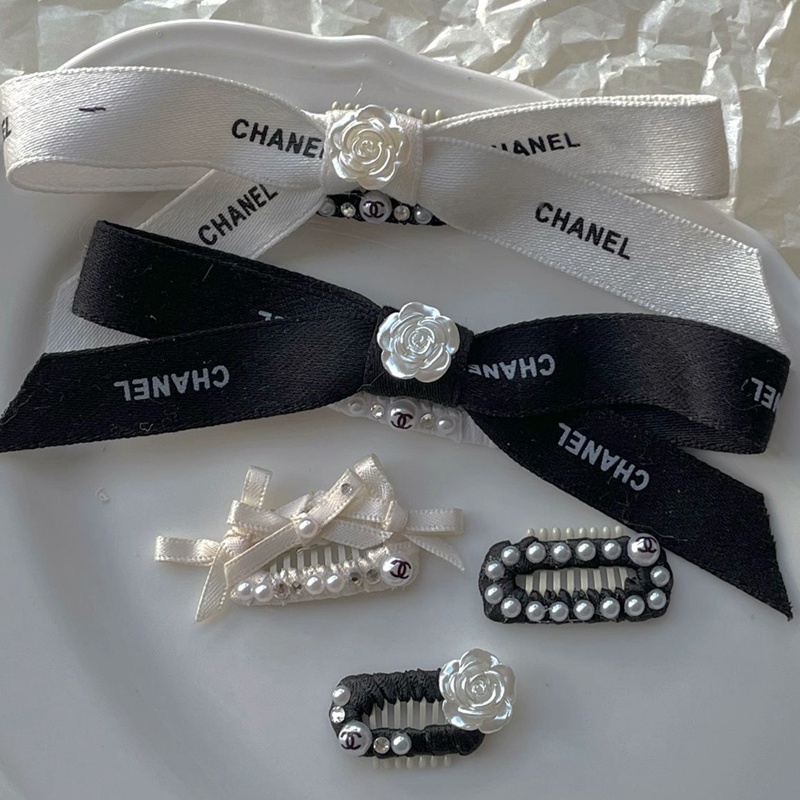 CHANEL ブランド ペット用品 犬のバレッタ 蝶結び かわいい