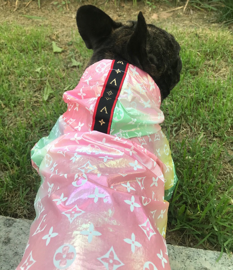 ルイヴィトン ブランド 犬用レインコート
