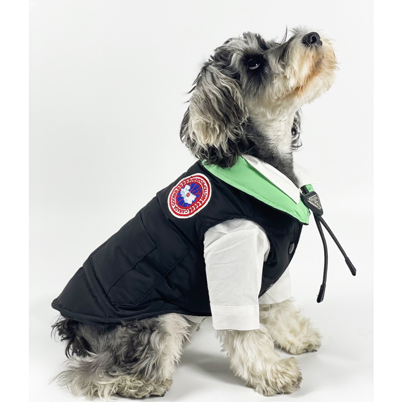 CANADA GOOSE 犬服 ダウンジャケット 防寒ベスト